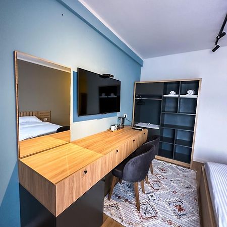 Grand Apartments Prishtina Pristina Esterno foto